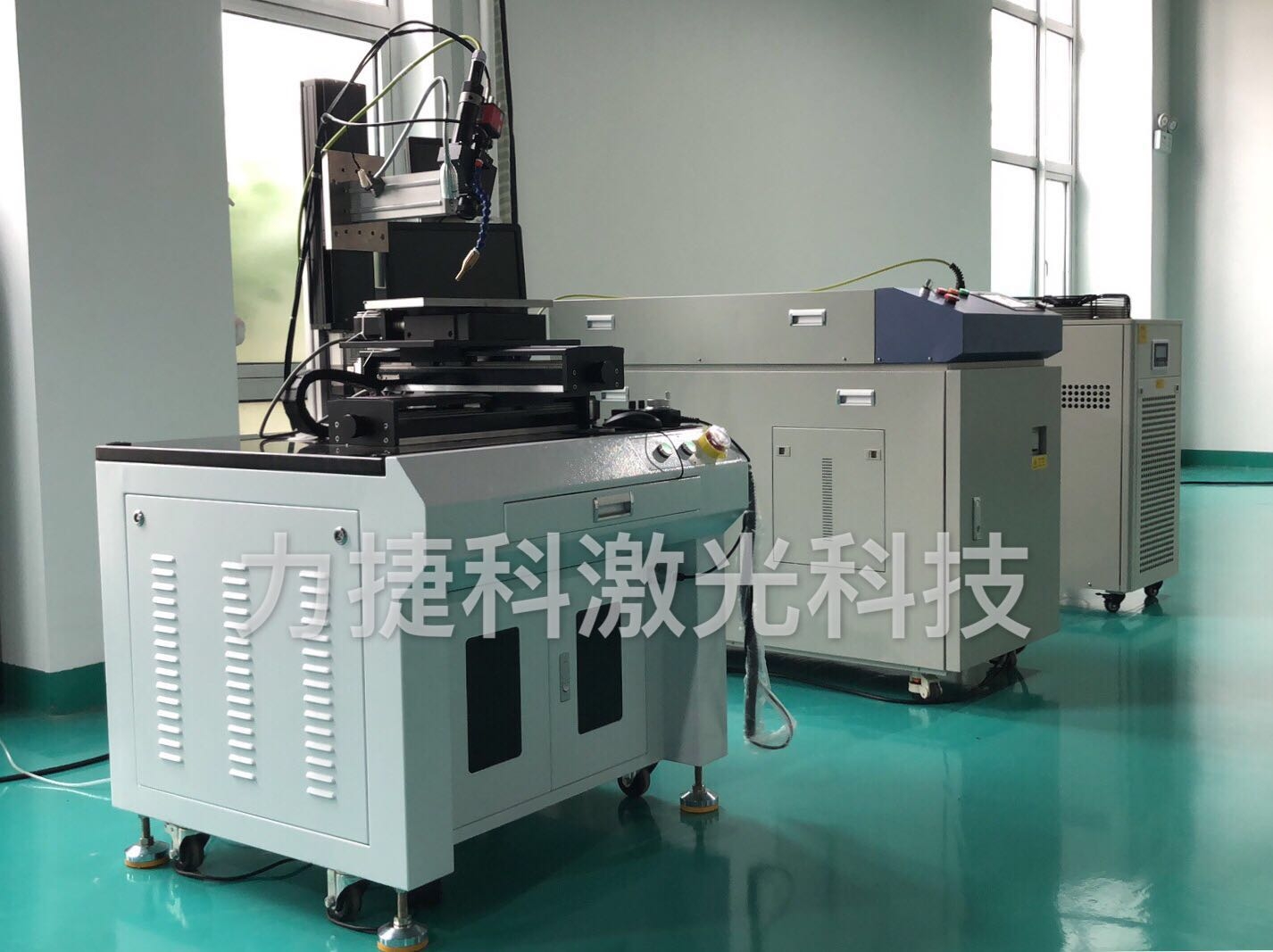 全自动光纤激光焊接机 Automatic Fiber Laser Welding Machine